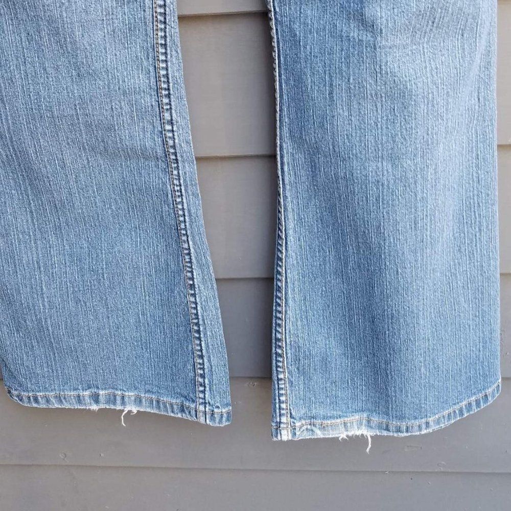 Signature Levi's Boot Cut Jeans Size 14 - Picture 9 of 11